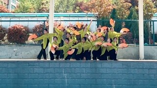 Shang Chunshan Dance "Paper Fan Scholar"