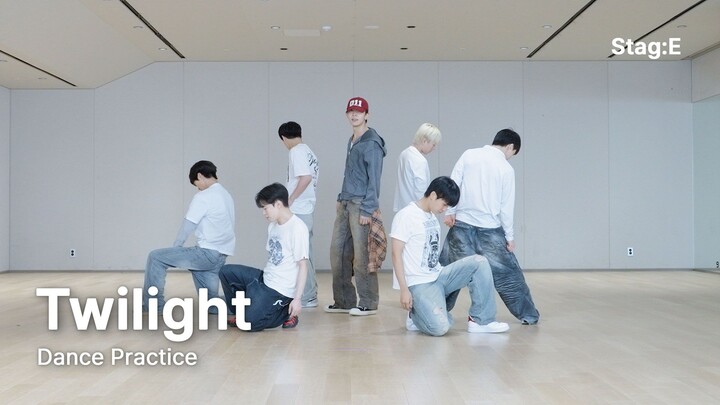 EVAN 'Twilight' Dance Practice | Stag:E