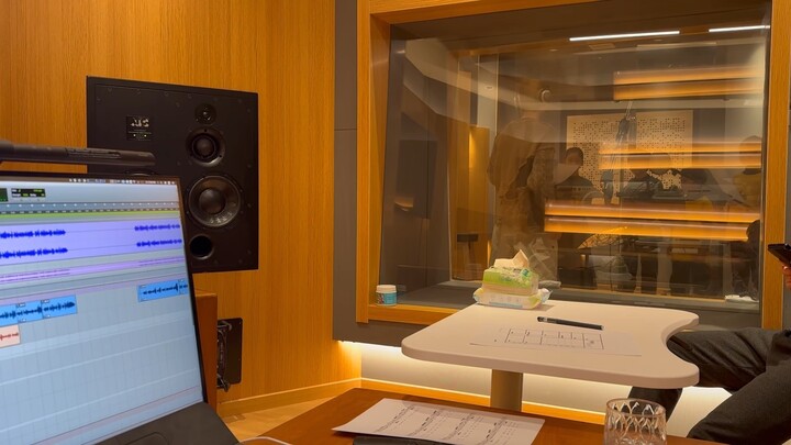 给《我不曾忘记》录童声时的一小段幕后[粉红兔子_溜走]