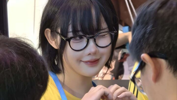 Đội ngũ hỗ trợ Hàn Quốc đúng là chuẩn, chất lượng coser Hàn Quốc thì khỏi chê 🥰