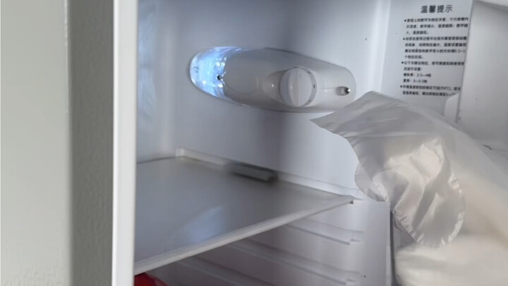 How do you turn off the light in the refrigerator? The truth is outrageous! !
