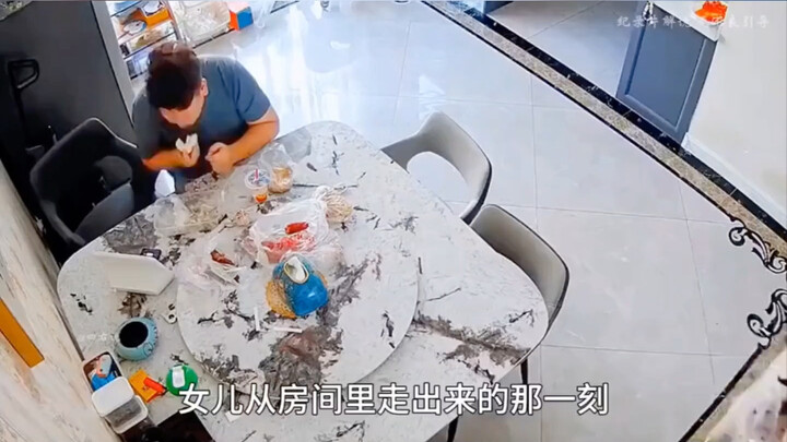 Ngay khoảnh khắc con gái bước ra khỏi phòng, trời đất như sụp đổ với ông bố. 😂 Kiềm được không bật c