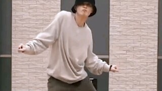 ทากุยะ คุซูกาวะ - ไดนาไมต์, มินาโตะซัง จำเป็นต้องเต้นเก่งขนาดนี้เลยเหรอ