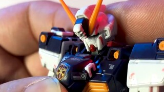 [Ulasan Singkat Bandai RG Corsair Gundam X1] Ada begitu banyak cara untuk bermain-main dengan akseso