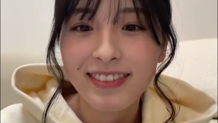 Ozono Momoko Live Instagram