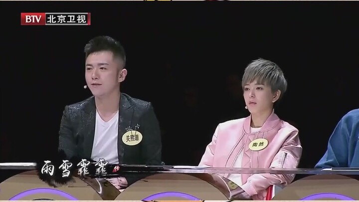 تانغ شي يي تستحق لقب الراقصة الأولى، رقصتها تجسّد جمال الصين الكبير، حتى أن عيون الجمهور تجمدت من ال