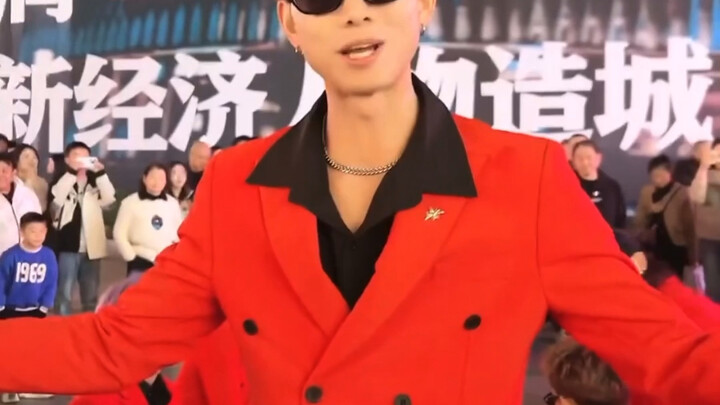 Zhai Shao: I like to cuddle with a chubby guy to sleep comfortably, and it can also warm the bed in 