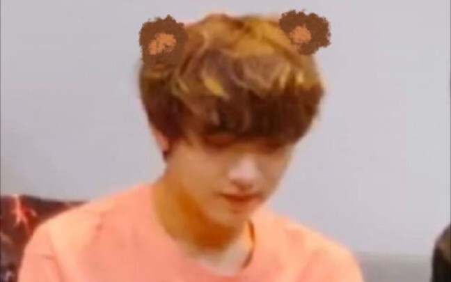 [Li Kaican] Hahaha, I’m dying of laughter—feels just like soothing a kid.