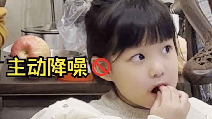Cô ấy dường như không nghe thấy tôi nói...