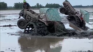 Máy Cày KUBOTA Sa Lầy Cố Gắng Bò Lên l Bốc Đầu Dựng Đứng Như phim Bơm Tấn