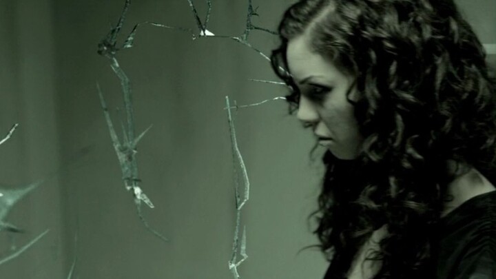 The strange mirror uses illusion to kill people, and releases a warning before killing them