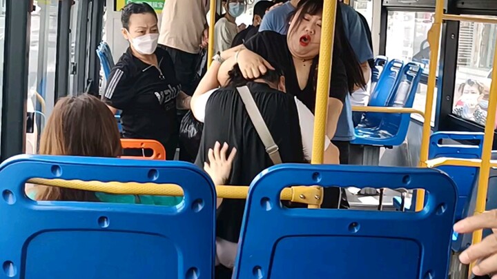 Video itu sendiri menunjukkan UP diserang pagi ini dan videonya terputus.