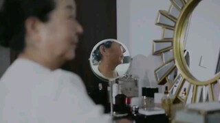 保姆偷戴雇主的珠宝，不料报应来了