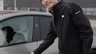 "Ưu điểm" của tay nắm cửa ẩn
