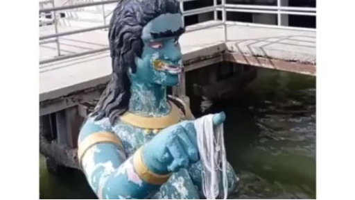 พระอภัยมณีไม่ทาครีมกันแดดผิวลอกหมดแล้ว...