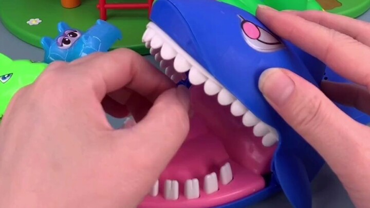 Toy Story - The Big Shark Finds Its Teeth
