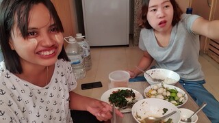 กินข้าวเช้า ผัดกระเพราไข่เยี่ยวม้า ต้มยำไก่ อร่อยมากๆ