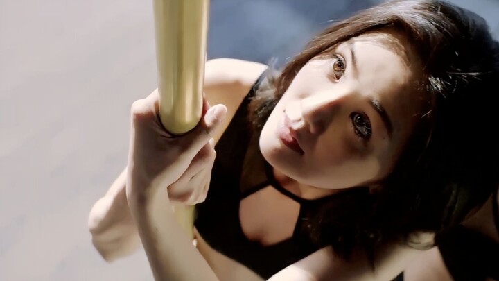 【الزوجة】 من أجل المال، أصبحت الممثلة الهونغ كونغية تقبل بأي دور الآن! «المرأة الناضجة غير اللائقة»