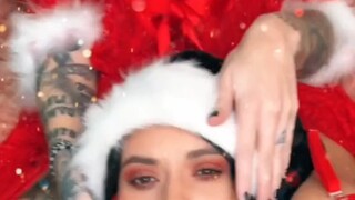 Ju Li Ju Qi / Female Address Book Recording Christmas Video Together