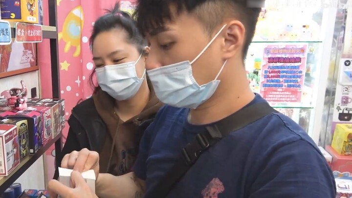 คุณเห็นไหมว่ากล่องเหล่านี้มีขนาดใหญ่และประณีต เหมาะสำหรับเป็นของขวัญสำหรับการประชุมประจำปีของตัวแทน!