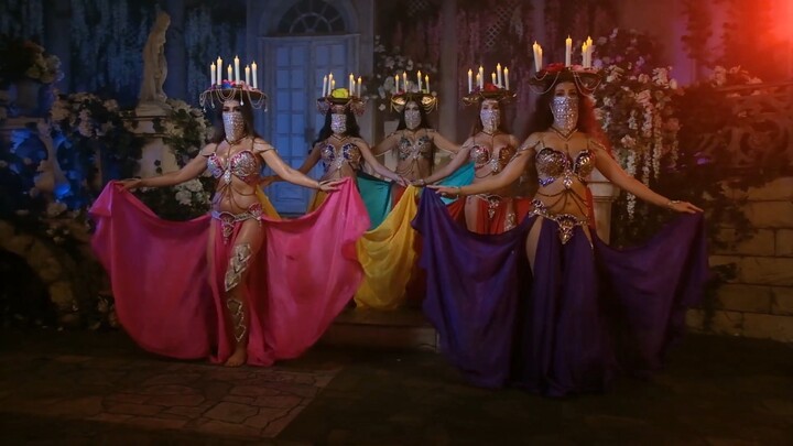 ระบำตะวันออกแสนสวยพร้อมถาด 'AliyaShine-show'