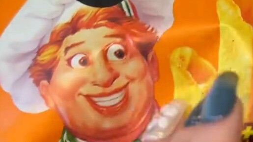 [Mở hộp] Fan tặng đồ ăn vặt Trung Quốc ✨Cô nàng mèo Nhật Bản cuối cùng cũng có được đồ uống mà mình 