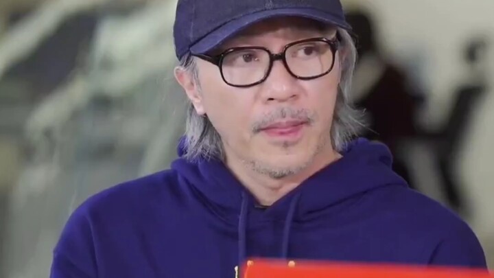 สตาร์เย่แก่ลงแล้ว พวกเราโตขึ้น แต่ในใจเราท่านยิ่งทรงคุณค่าไม่เสื่อมคลาย #โจวซิงฉือ #พระเอกฮ่องกง #วั