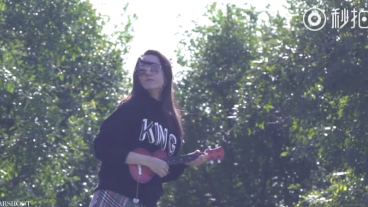 迪丽热巴跳舞啦