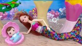 Teater Barbie: Bayi bangun dalam cangkang, ibu berubah menjadi putri duyung