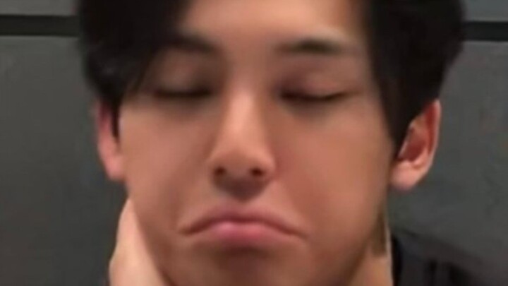 【Seventeen】Cười không nổi