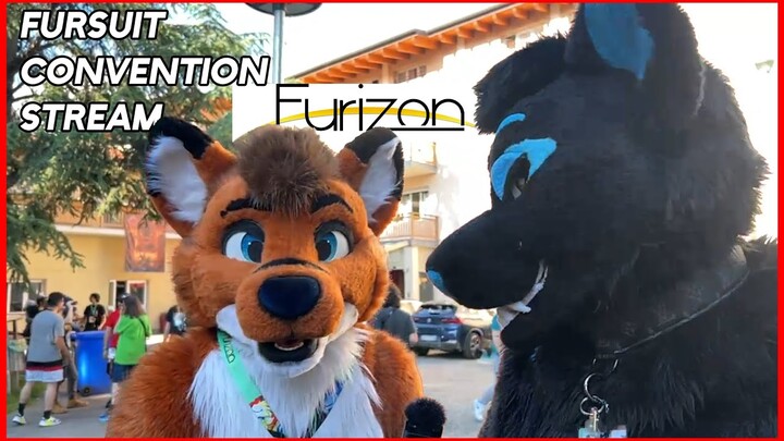 Streaming on Twitch at a Furry Convention (Furizon Overlord)