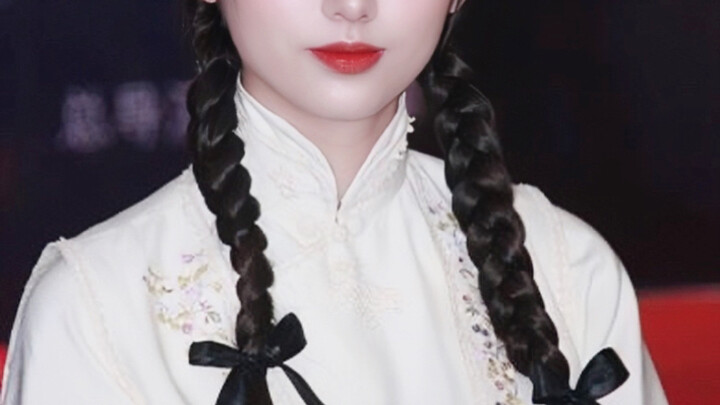 พระเอกในนิยายสมัยสาธารณรัฐจีนมีใบหน้าเป็นรูปเป็นร่างแล้ว!