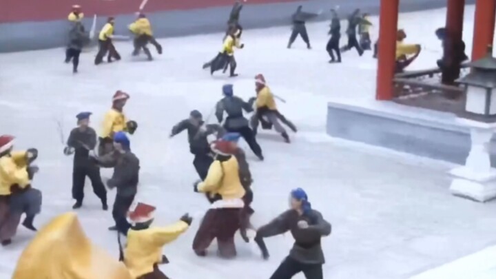 “Chiến dịch chém đầu: Giáo phái Thiên Lý xông vào Tử Cấm Thành!”