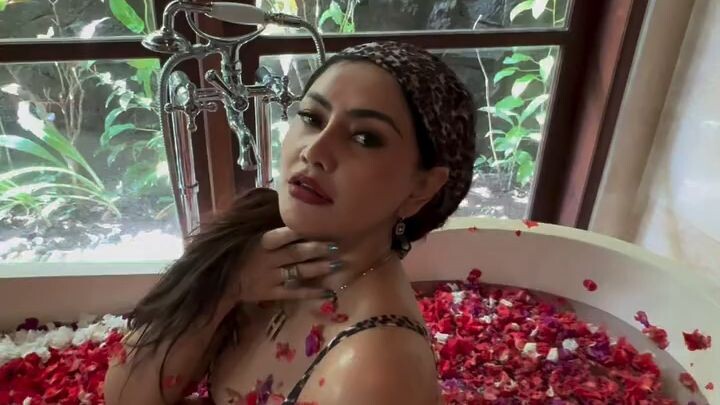 mandi bunga
