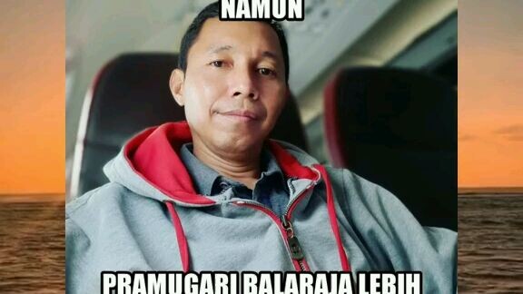Lebih tertarik pramugari balaraja :V