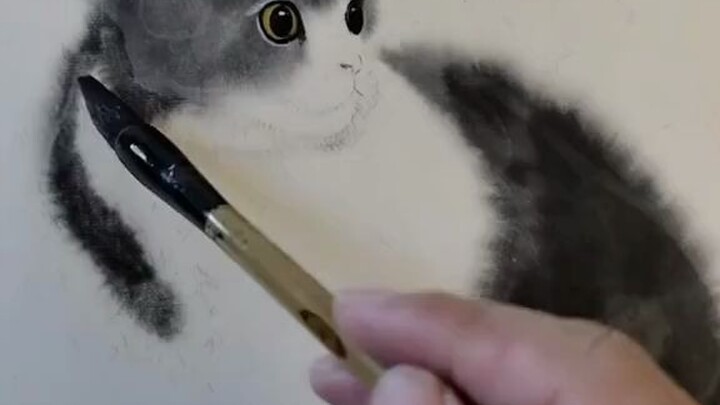 وحدها الحبر الصيني يُجسّد الروح، فالأسود والأبيض هما السماء والأرض.