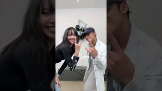 OMG mingyu and lisa "Rockstar" challenge🔥😍💗😎 #seventeen #kpop #kpopgroup #lisa #mingyu #blackpink