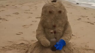 The sandman in the south and the snowman in the north are in love, but they are separated by an ocea