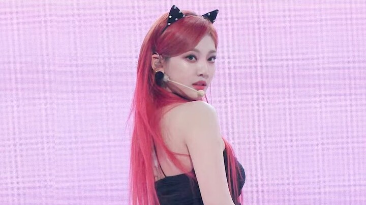 [Subtitel Mandarin] Ada yang masih berpikir Ningning gendut? aespa - Next Level (Ning Yizhuo solo)