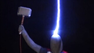 Tôi đã dùng búa Thor tự chế của mình để triệu hồi sét! [HackSmith]