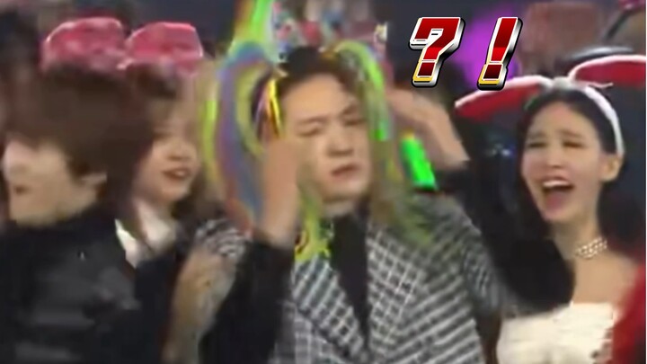 Bản hợp xướng cuối năm ngày nay vs bản hợp xướng cuối năm trước đây