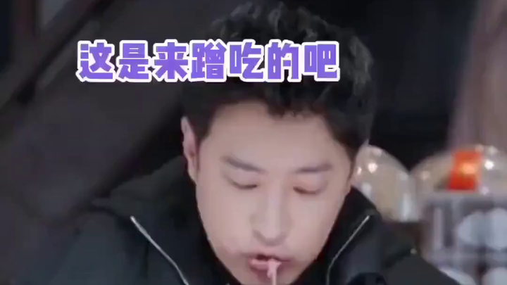 Pan Weibo: Detik-detik saat 'dikuasai' oleh cola, porsi makannya luar biasa namun tubuhnya mudah kur