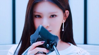 EVERGLOW回归主打《First》MV公开！