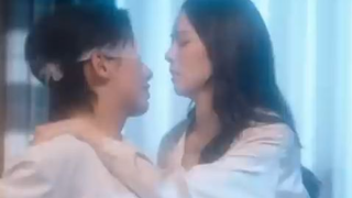 Dia benci atas dustaku, tapi tak bisa pungkiri cinta yang pernah kami jalin