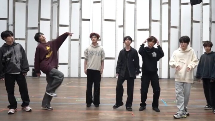 【หลิวเหยาเหวิน】ชุดเพลงบอกรักที่ดูเท่าไรก็ไม่เคยเบื่อ หมาน้อยตัวโตขี้เล่นซนและชอบทำเรื่องแปลกๆ ของฉัน