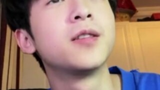 《超甜的情侣》