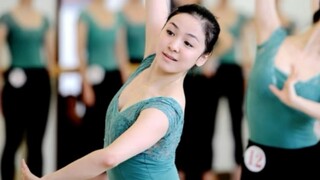 我的梦 任它绽放 又怎样…唐诗逸同学北舞时期的杀伤力太强了…