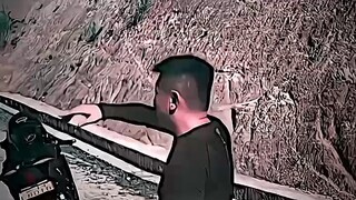 بكيت في السيارة الخطأ، معذرةً