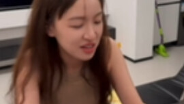 "Bạn nghĩ 18 cm là bao nhiêu?"