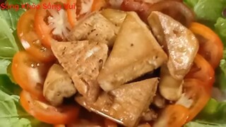 Đậu hủ muối sả chiên.Món ăn thơm và béo